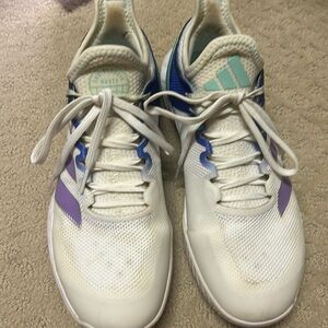 Adidas tennis/pickleball shoes